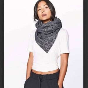 Lululemon Athletica Vinyasa Scarf Women's 0‎ Heather Gray Multiwear Soft Stretch